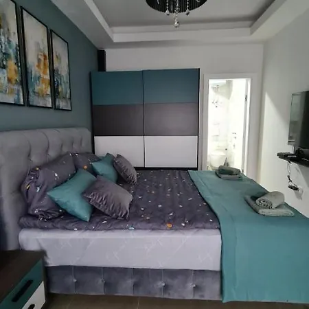 Apartment Silver *
