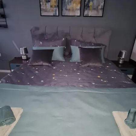 Apartment Silver